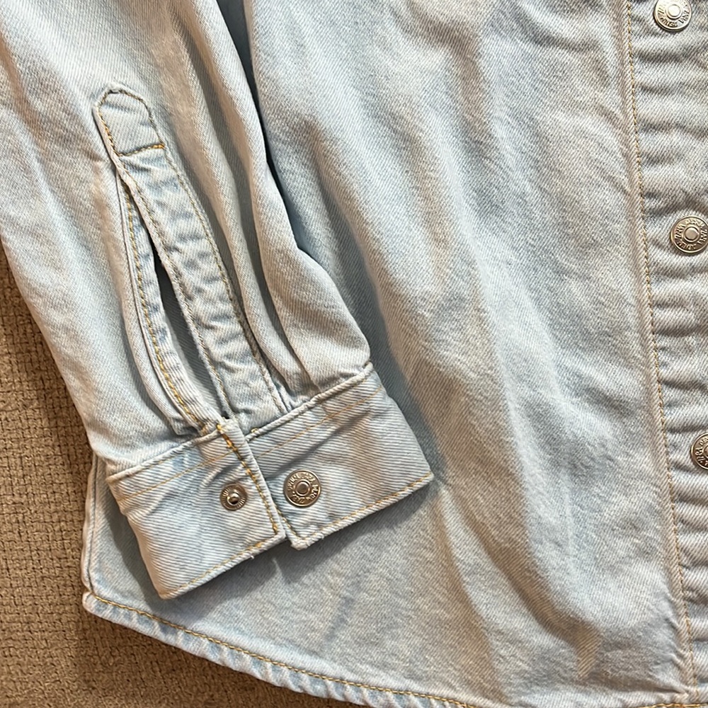 Zara Denim Button Down Blouse - Picture 5 of 5